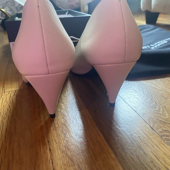 Saint Laurent Pierrot Monogram Bow Pointed Toe Pump - Picture 6 of 11